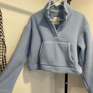 Abercrombie & Fitch Sky Blue Cropped Sherpa quarter button up